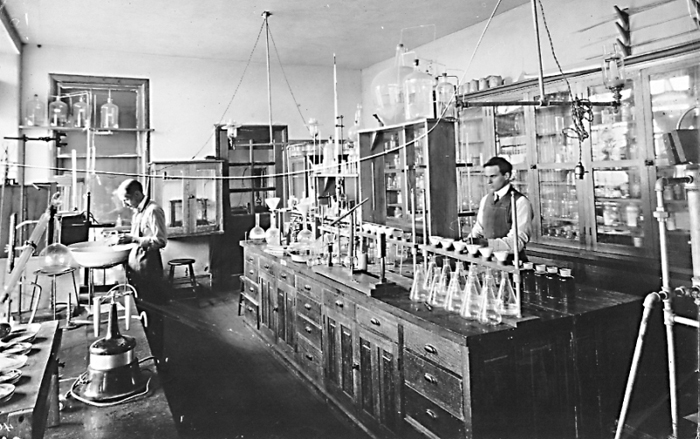 Dairy Chemistry-Lab 1909