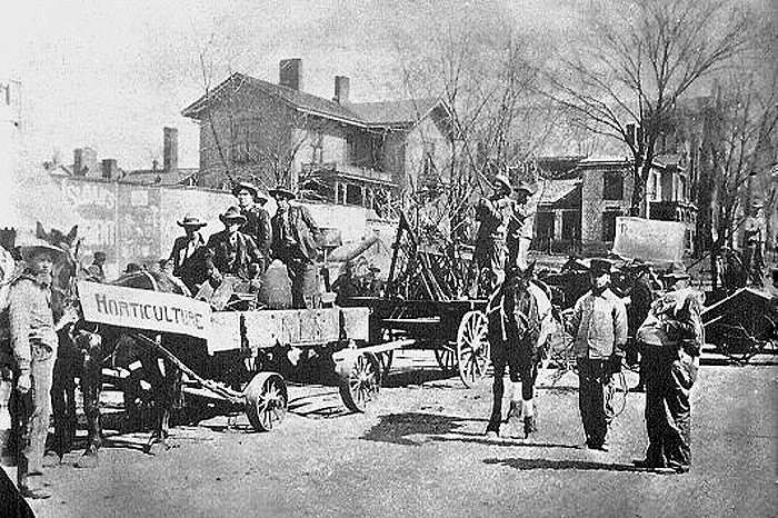 Farmer Parade 1905