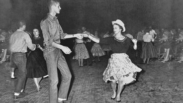 Savitar Barnwarming Dance Wide 1960