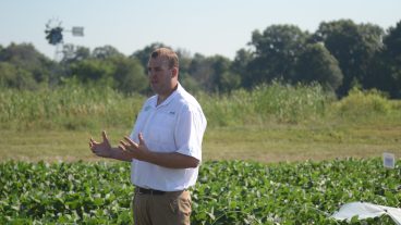 Eric Oseland presents at a field day.