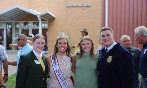 Doing to learn: creating opportunities through the CAFNR experience (click to read)