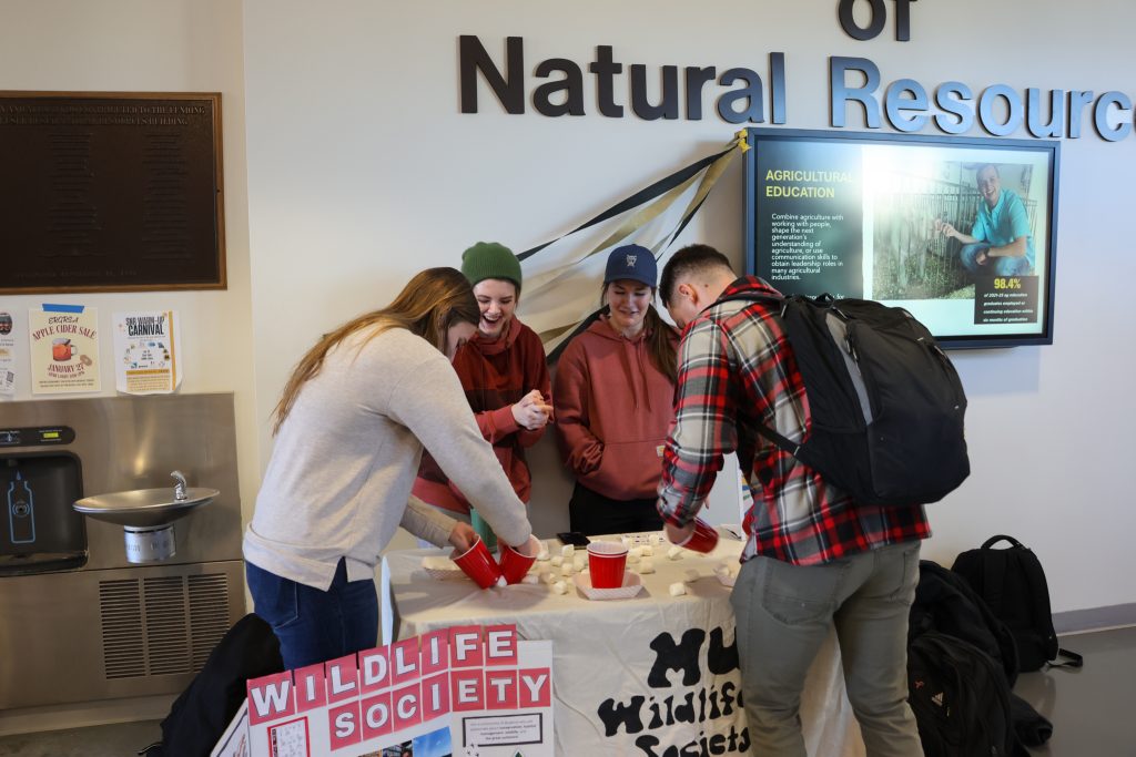 Students warmed up at the SNR Warm-Up Carnival in the ABNR lobby on Jan. 23, enjoying carnival games, club meet-and-greets, and visits from therapy dogs.