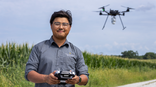 Drones can more efficiently measure the health of corn plants, study&nbsp;finds (click to read)