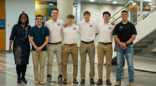 CAFNR students showcase small businesses, compete for&nbsp;funding (click to read)