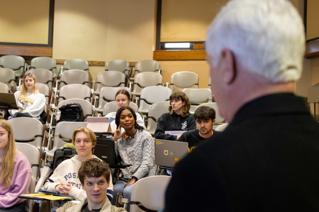 Bryan Garton speaks to students in classroom.