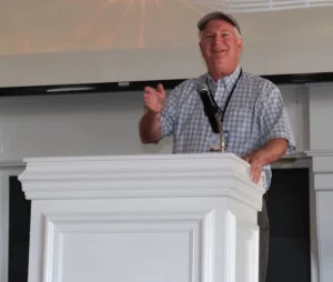 Rob Myers speaks at Hall of Fame induction.